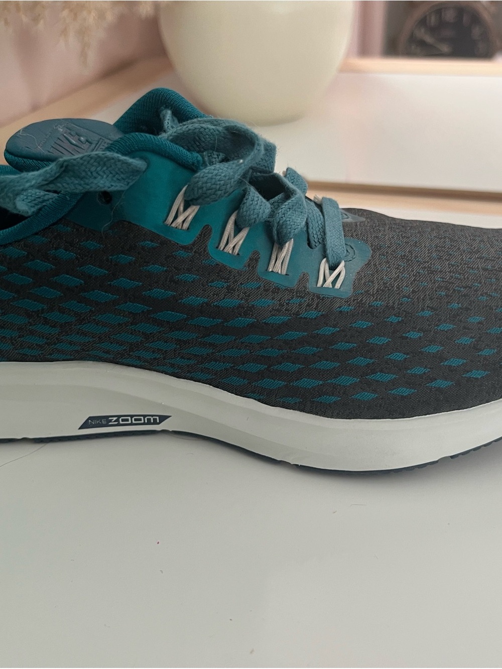 NEW Nike Women's Teal and Gray Running Shoe - Zoom Midsole